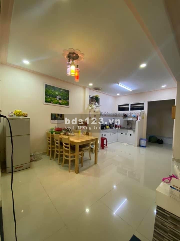 Bán nhà mặt tiền Quận 10, lô góc ngang 7m, kinh doanh, giá bán 15 tỷ lh 0799149230