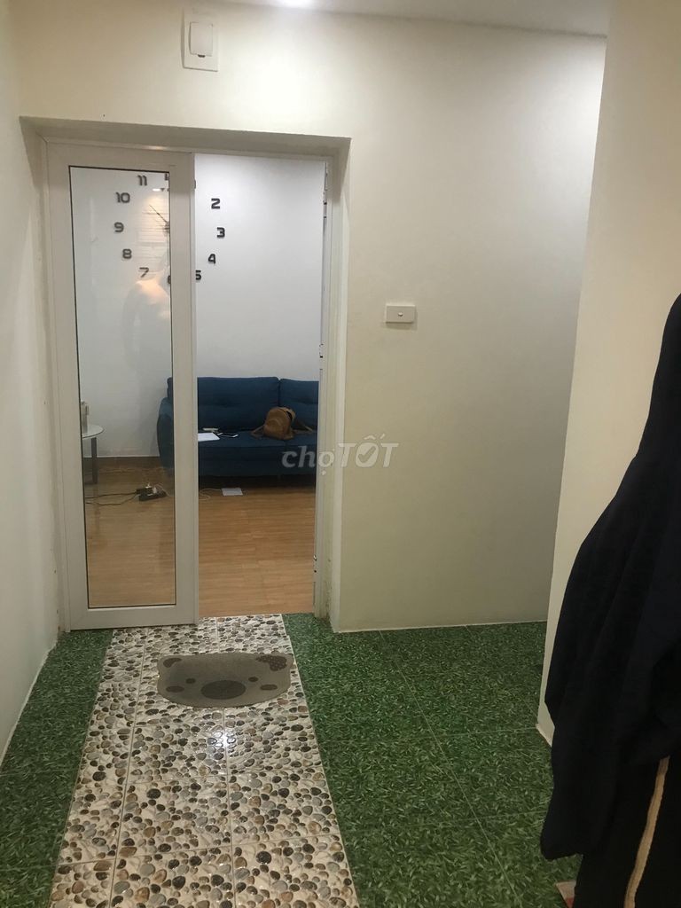 Chính chủ cho thuê căn hộ tập thể khu D2 Nghĩa Tân, 215 phố Tô Hiệu, Cầu Giấy