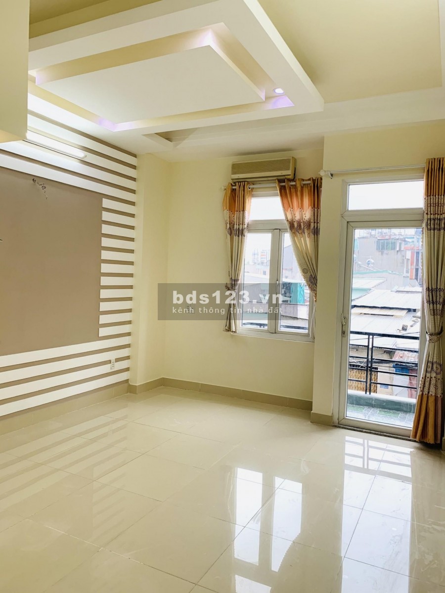 Bán nhà 3/2 Quận 10, mới đẹp giá cực rẻ dt 56m2, 3 tầng giá chỉ 7.95 tỷ, LH 0971243100