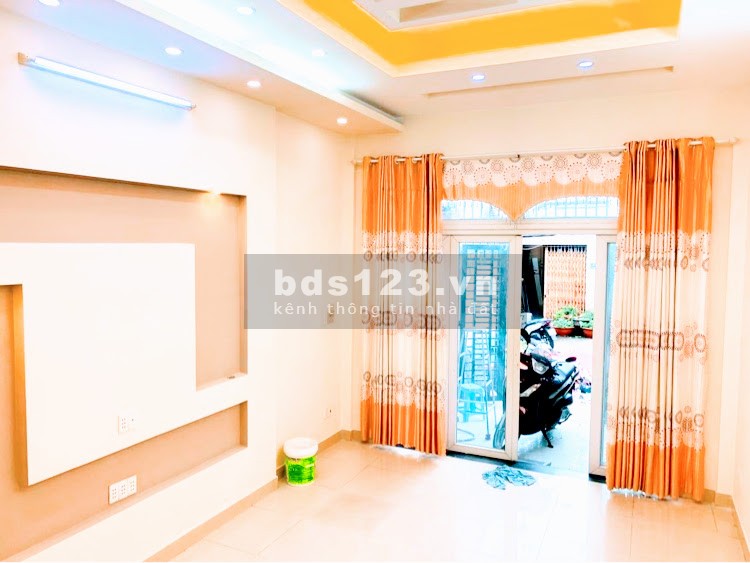 Bán nhà nguyên căn khu dân cư phường 14, Quận Gò Vấp, giá bán 5.8 tỷ, cơ sở hạ tầng tốt