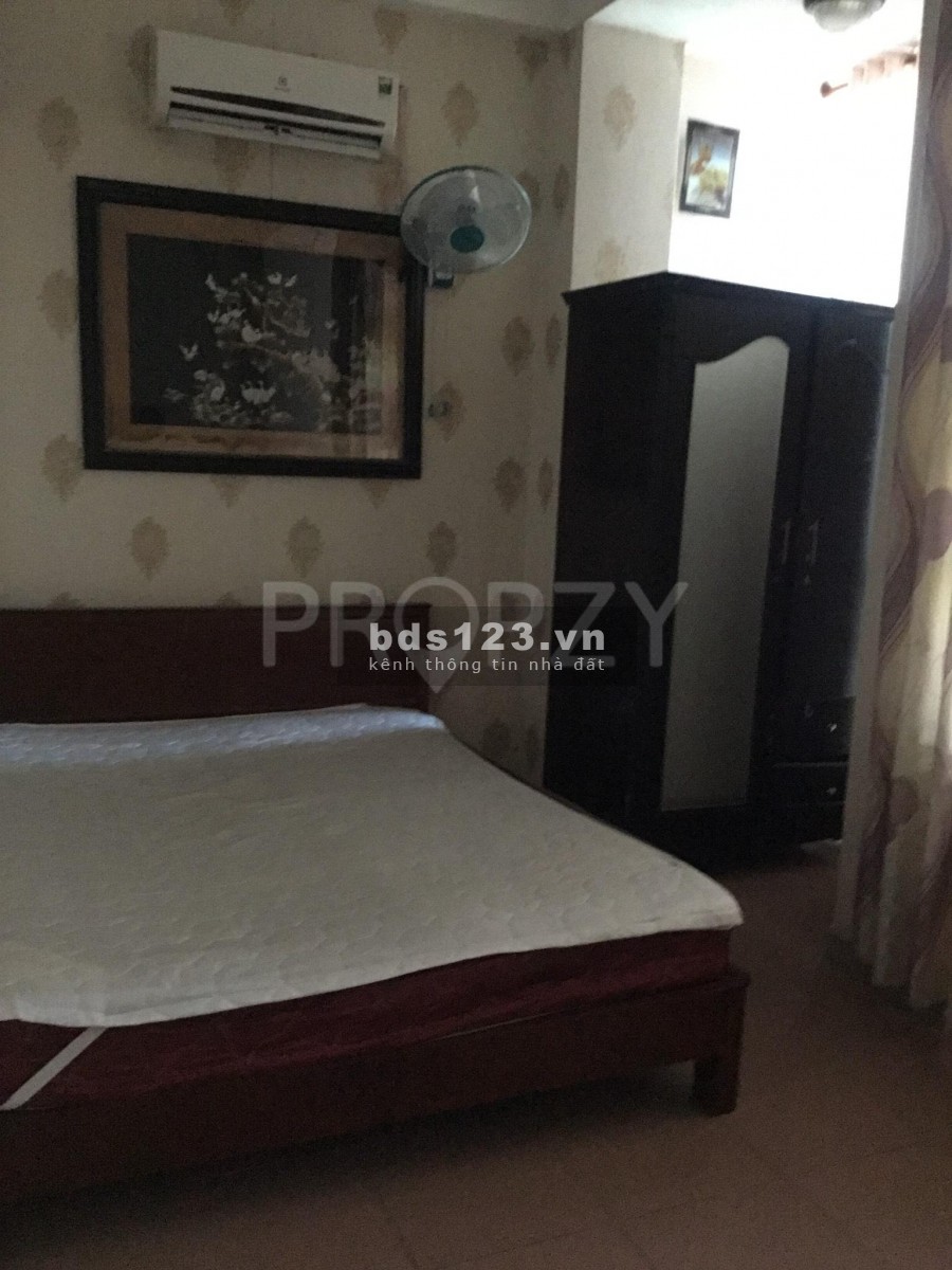 Cho thuê nhà nguyên căn mặt tiền đường chính phường Phú Thuận, Quận 7, giá tốt