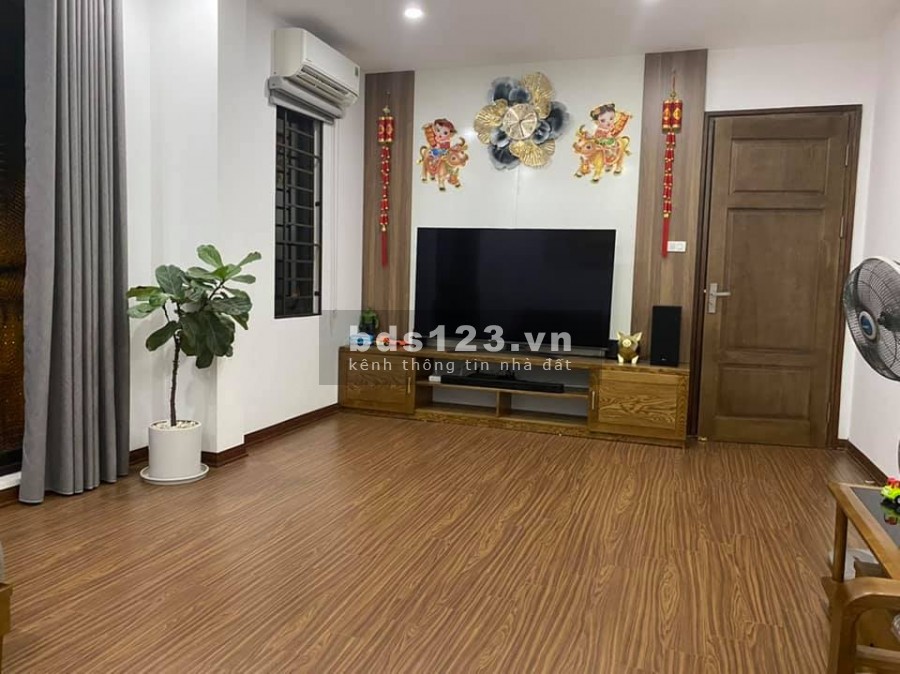 Bán nhà Vũ Đức Thận 34m² MT: 9m vô cùng thoáng sáng, ngõ ô tô tránh. 3,05 tỷ