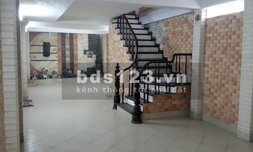 Bán nhà mặt phố Phố Đại La, Cực hiếm, cho thuê 40tr/ tháng, 45m2, 18 tỷ