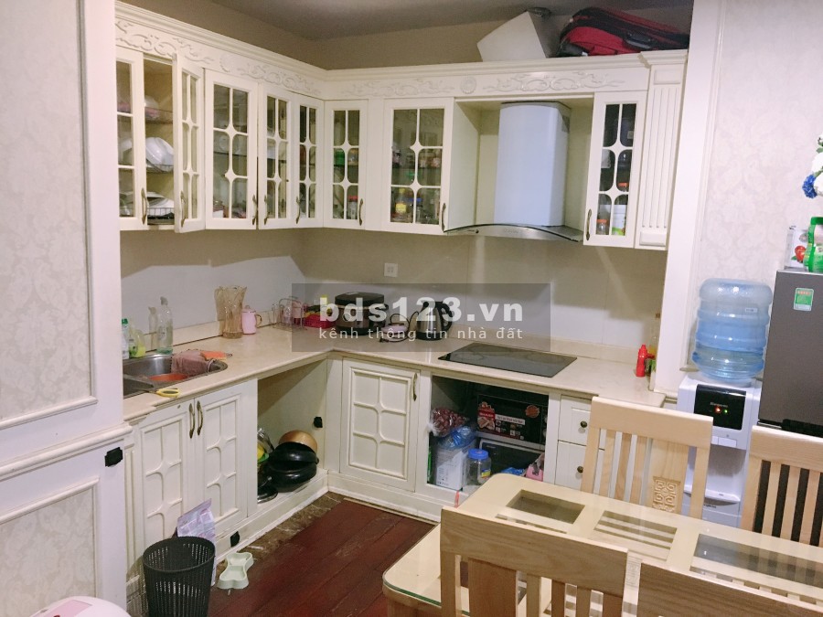 Bán nhanh căn 112m2 tại Royal City, view quảng trường, 3PN, giá bán 4.5 tỷ, Lh 0343.951.063