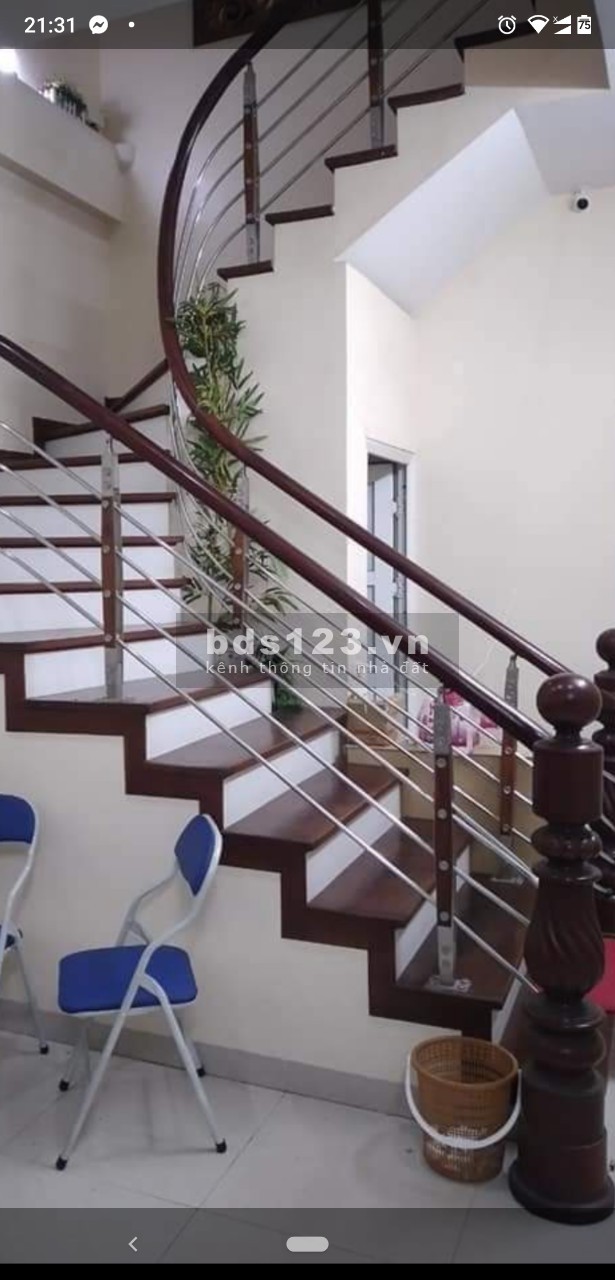 Chính chủ bán nhà Hà Đông, gần hồ,ô tô đỗ cửa, 50m, giá nhỉnh 6 tỷ thương lượng mạnh