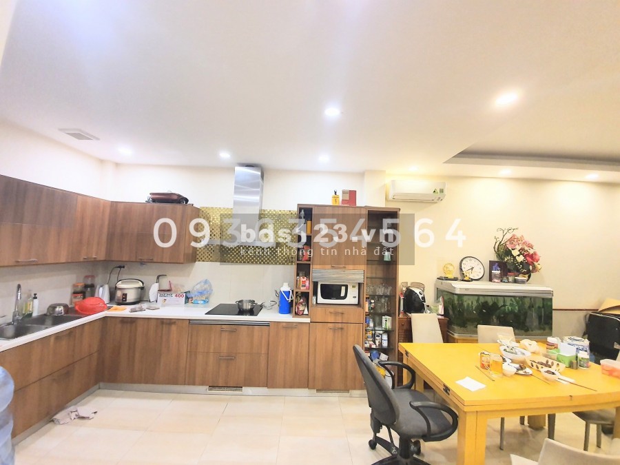Bán nhà Nguyễn Ngọc Nại,,kinh doanh sầm uất, ở+văn phòng đều đẹp. 7 tỷ, 48m2
