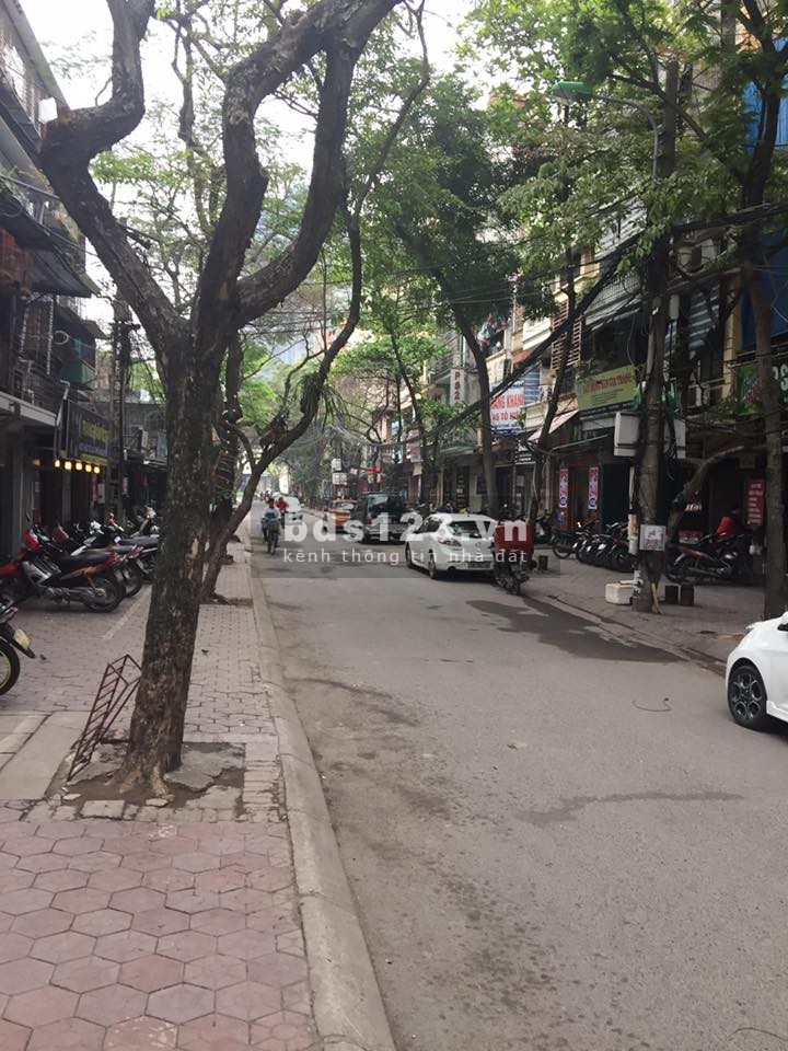 Bán nhà nguyên căn mặt phố Nghĩa Tân kd tốt dtsd 54m2, 3 tầng giá 12,8 tỷ. LH 0912442669