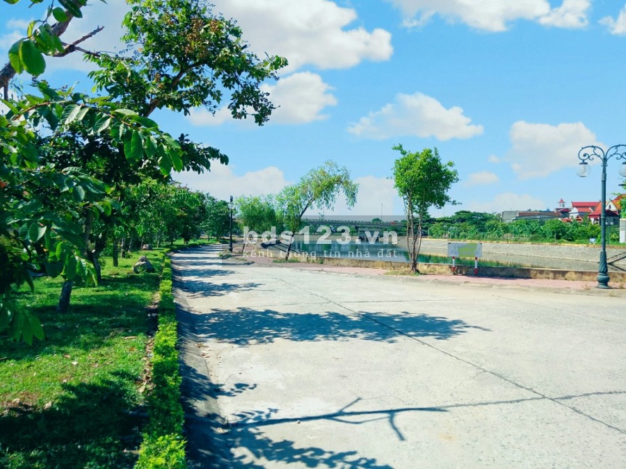 Bán đất ngõ đường Nguyễn Tiềm phường Đội Cung, thành phố Vinh giá bán 1.25 tỷ