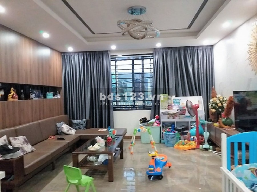 Cắt lỗ bán gấp nhà phố Thái Hà vỉa hè, ô tô, kinh doanh dtsd 70m2 đúc 6 tầng, giá 20 tỷ