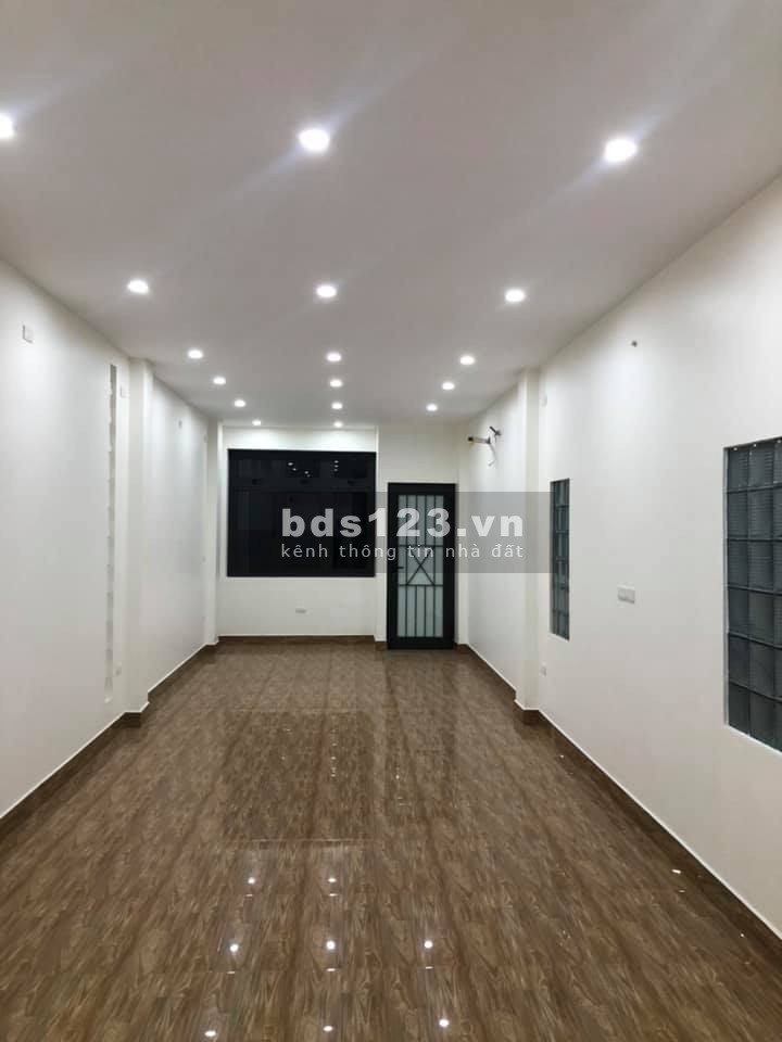 Bán nhà mặt phố Hoàng Ngân diện tích 70m 6 tầng mt 4m giá chỉ 13 tỷ Thanh Xuân