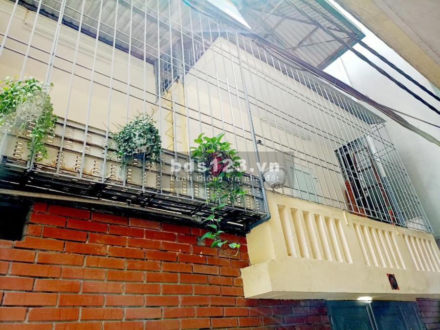 Bán nhà Yên Lãnh, Đống Đa, ô tô con đỗ cửa, giá nhỉnh 3 tỷ, sổ đổ chính chủ, đúc kiên cố