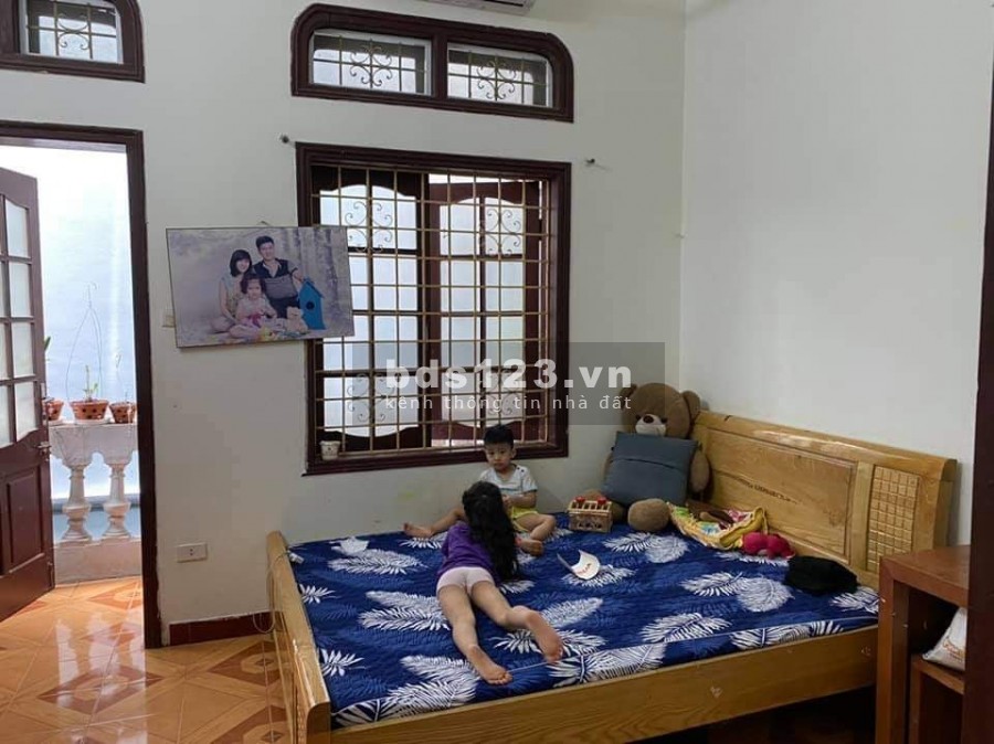 Bán Nhà Đẹp, KHương Trung Quận Thanh Xuân, Nhà cách 5m, Hồ, Nhà cách ô tô Tránh 5m,