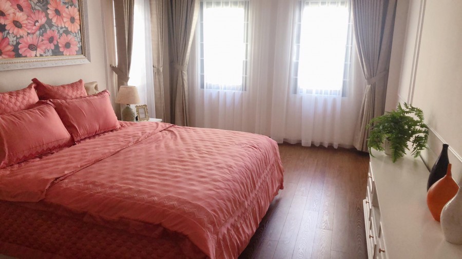 Lạc Long Quân kinh doanh văn phòng thang máy dtsd 54m2 giá bán 11 tỷ gần Hồ Tây