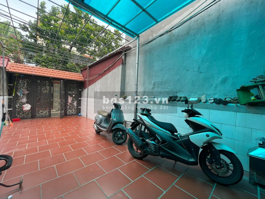 View Sông Hồng nhà Ngọc Thụy, Long Biên, dt 110m2, 5 tầng, giá 6.3 tỷ hai ô tô vào sân