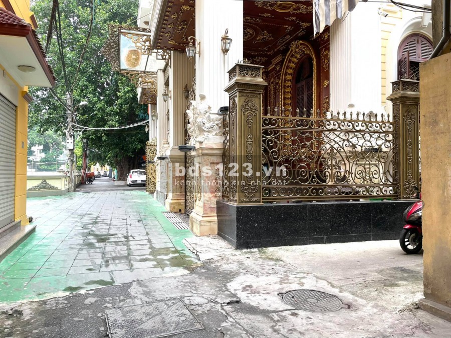 Bán đất Cầu Giấy, 2 mặt thoáng, 15m ô tô tránh, dt 38m2, giá bán chỉ 2.45 tỷ gần hồ điều hoà