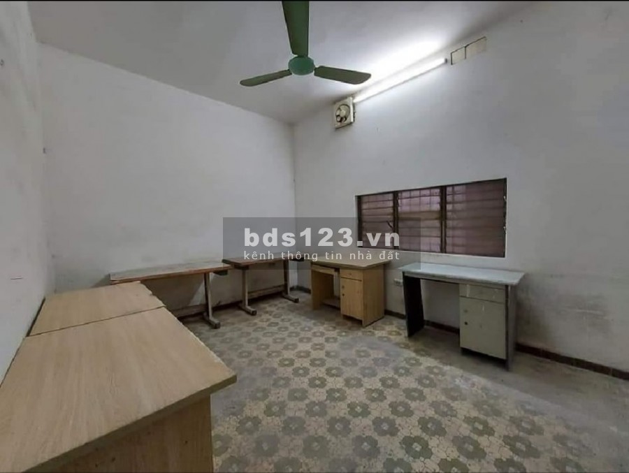Bán Nhà Vương Thừa Vũ diện tích 42m2 giá 4.8 tỷ ngõ Ô tô tránh xe máy xác định bán đất