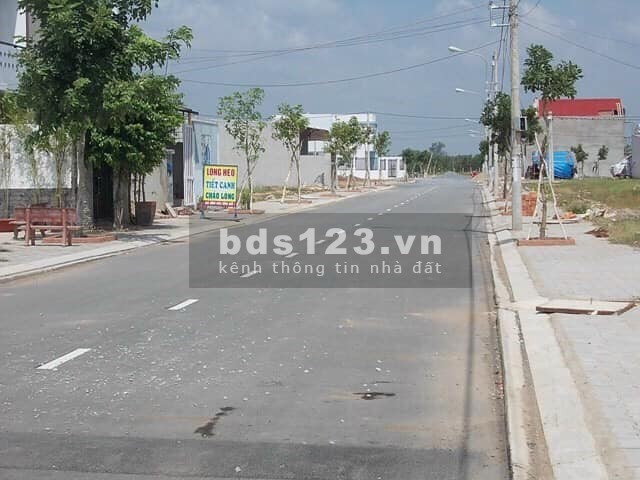 Thanh lý lô đất đầu tư 8x25 gần KCN, MT đường TL 10, cách công viên Phú Lâm 20p, SHR