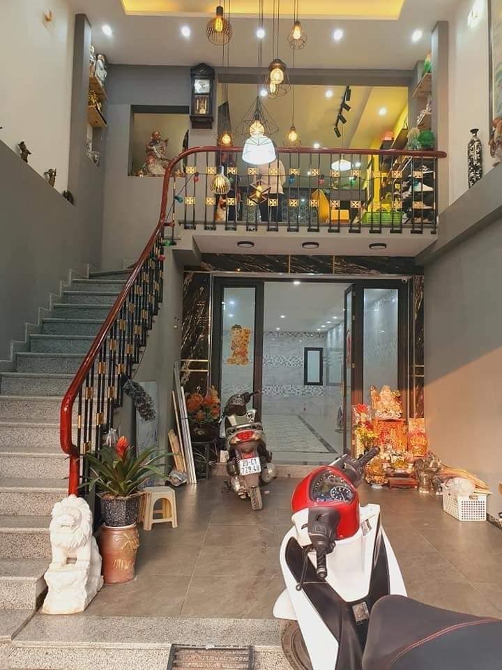 Bán nhà mặt ngõ Hồ Tùng Mậu Hà Nội giá rẻ tháng 10/2021 130Mx7T 18 tỷ 0902224679