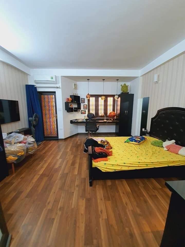 Bán nhà mặt ngõ Hồ Tùng Mậu Hà Nội giá rẻ tháng 10/2021 130Mx7T 18 tỷ 0902224679