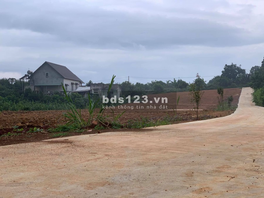 Lô đất diện tích 550m2, cần bán nhanh giá 675 triệu gần trung tâm xã Gia Lâm, Lâm Hà