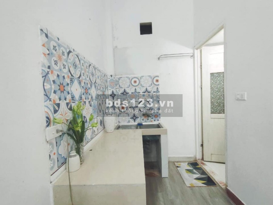 Bán nhà Trung Phụng. Nhà đẹp ở luôn. Hàng xóm mặt phố diện tích 26m2 giá bán 2.35 tỷ