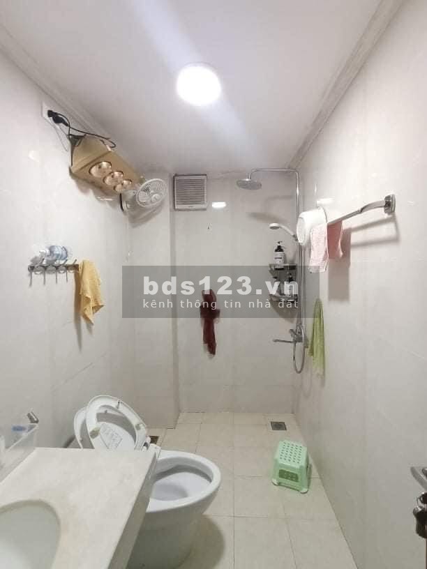 Bán biệt thự sân vườn Quận Hai Bà Trưng, đẳng cấp, giá bán 15 tỷ khu an ninh, dân trí cao