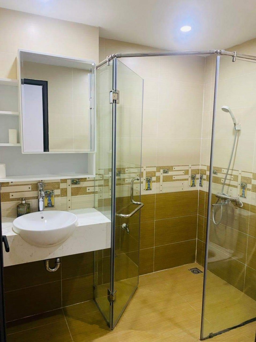 Căn góc gần đường, Kim Mã diện tích sử dụng 47m2, 5 tầng, mặt tiền 4.4m, giá 4.35 tỷ