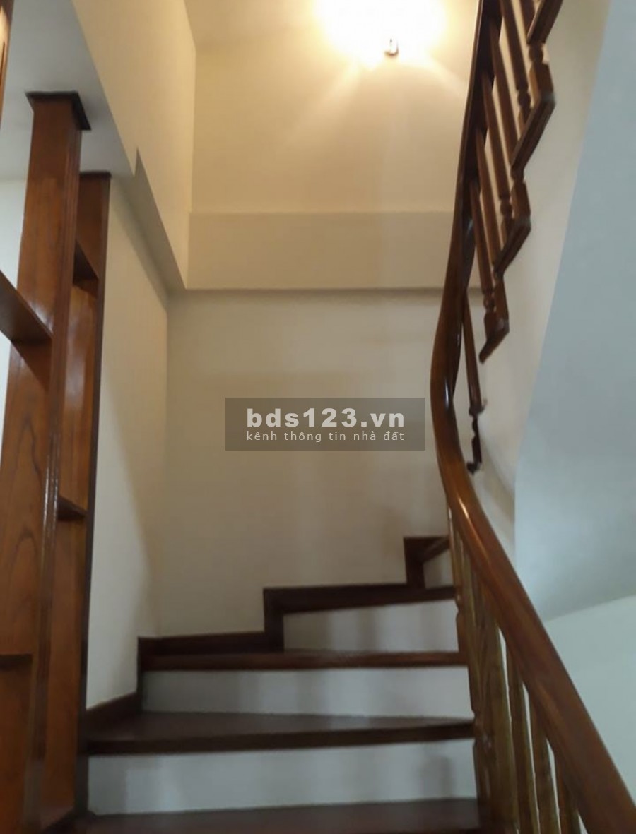Chủ cần bán nhà Mỹ Đình, oto tránh, kinh doanh sầm uất, 40m2, 5tỷ nhỉnhMô tả: