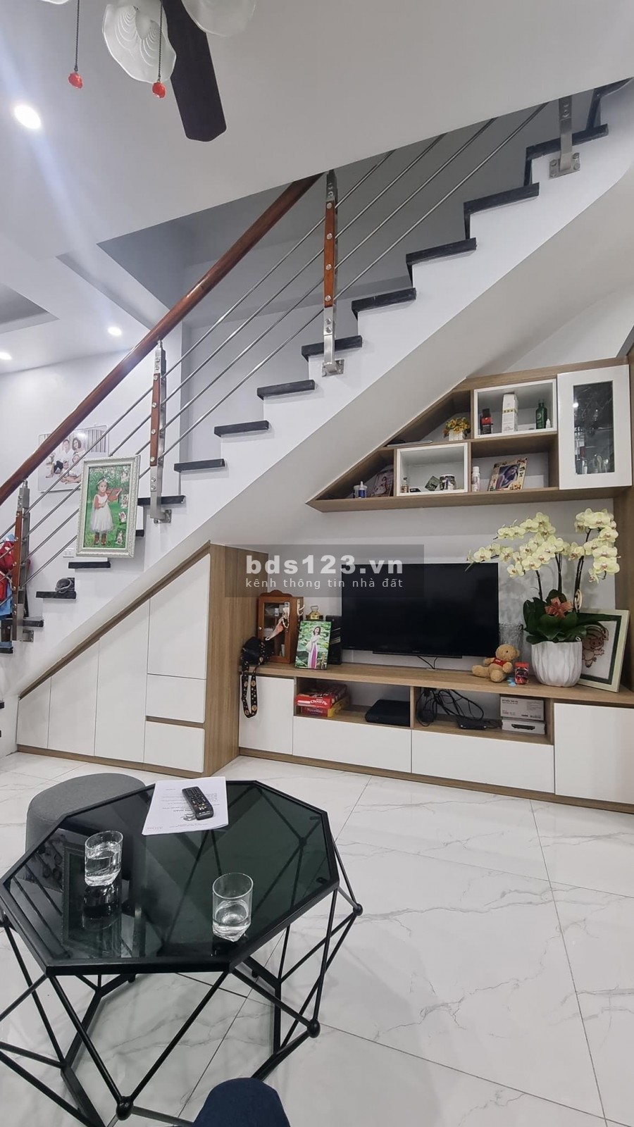 Nhà Cổ Nhuế Đẹp Như Tranh vẽ diện tích sử dụng 40m giá bán nhỉnh 3 tỷ lh 0902212367