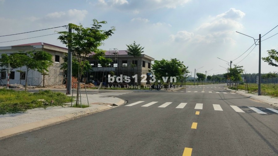 Chỉ cần trả trước 650 triệu sở hữu ngay đất 2 mặt tiền liên hệ xem đất 0797456386