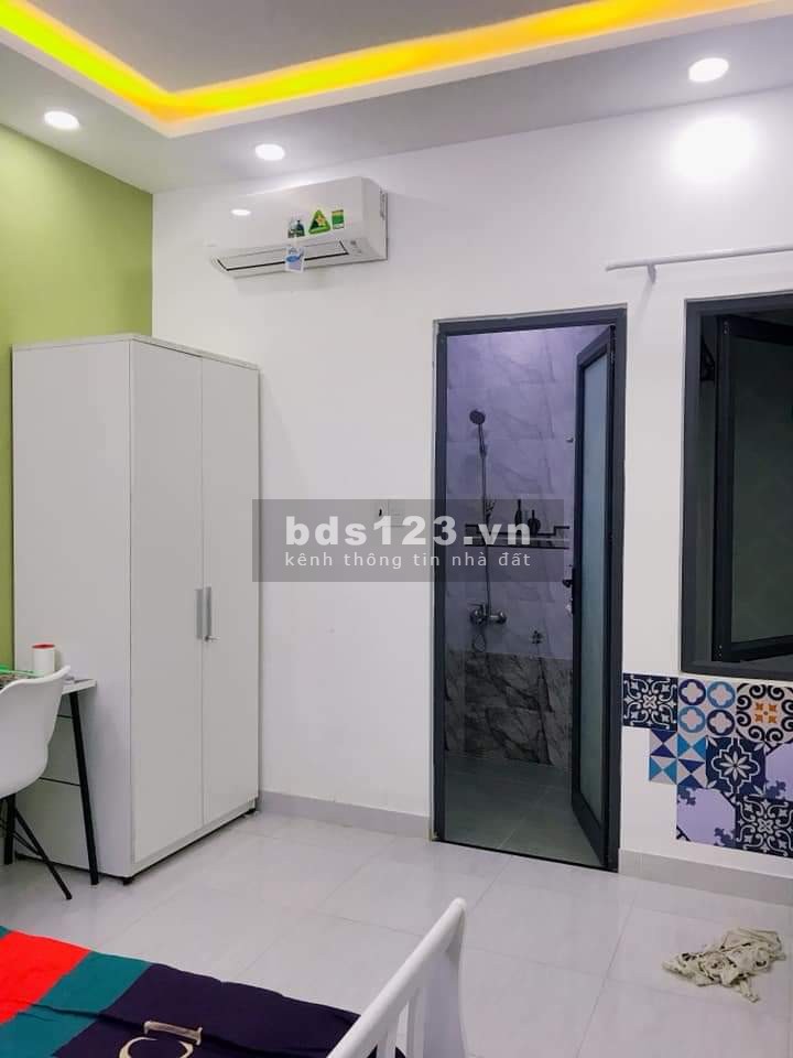 Chính chủ cần bán nhà nguyên căn trung tâm Sài Gòn, giá bán 5.7 tỷ, tiện ích xung quanh đủ