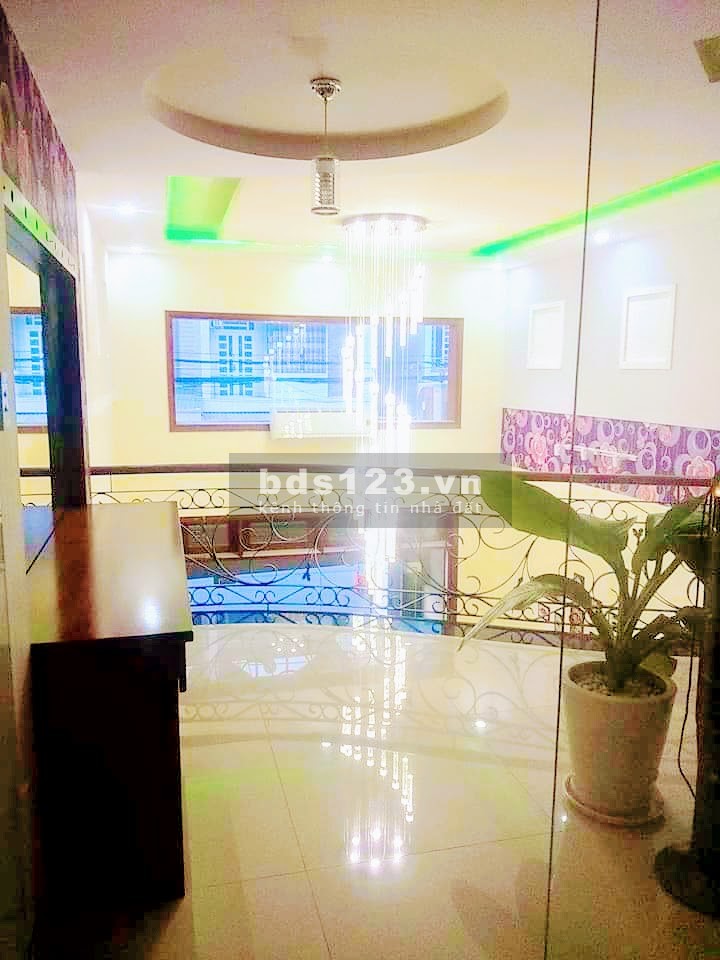 Bán nhà nguyên căn phường 6 Quận Gò Vấp, nhà mặt tiền khu Vip, 5 tầng dtsd 90m2, nở hậu