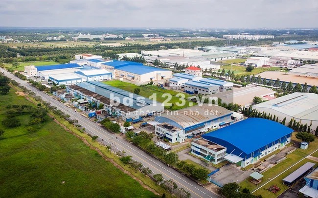 Bán đất và cho thuê đất 1ha - 150ha KCN Tân Đức, Đức Hòa, Long An giá 3.8 triệu/m2