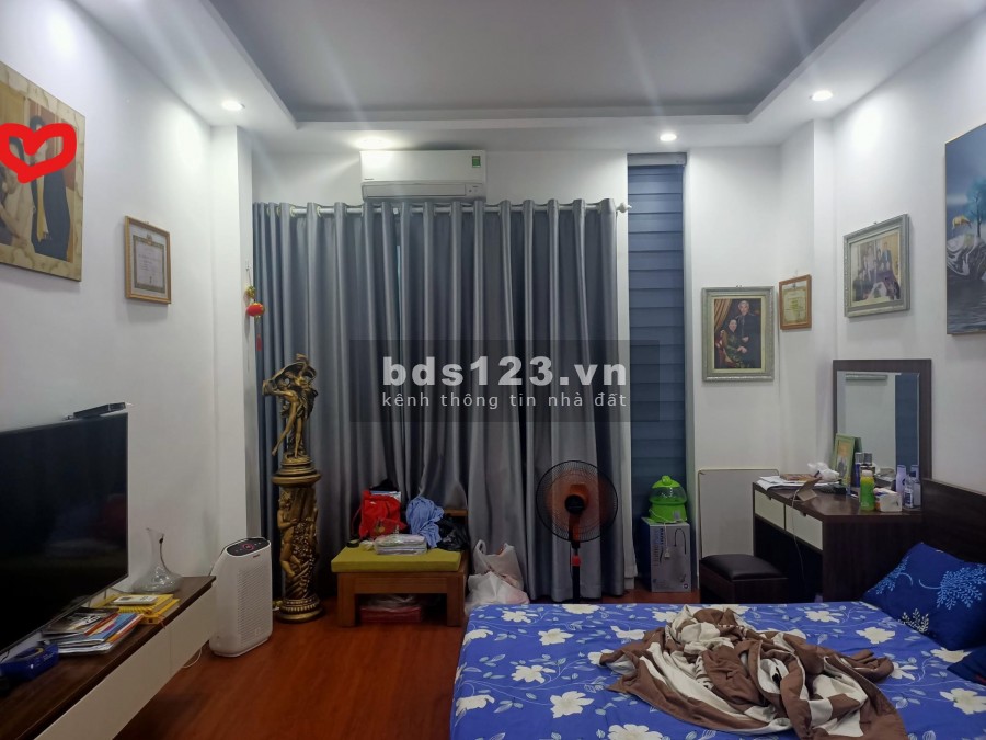 Bán nhà phố chợ Khâm Thiên, giá bán nhanh 2.6 tỷ, diện tích sử dụng 32m2, đúc 4 tầng