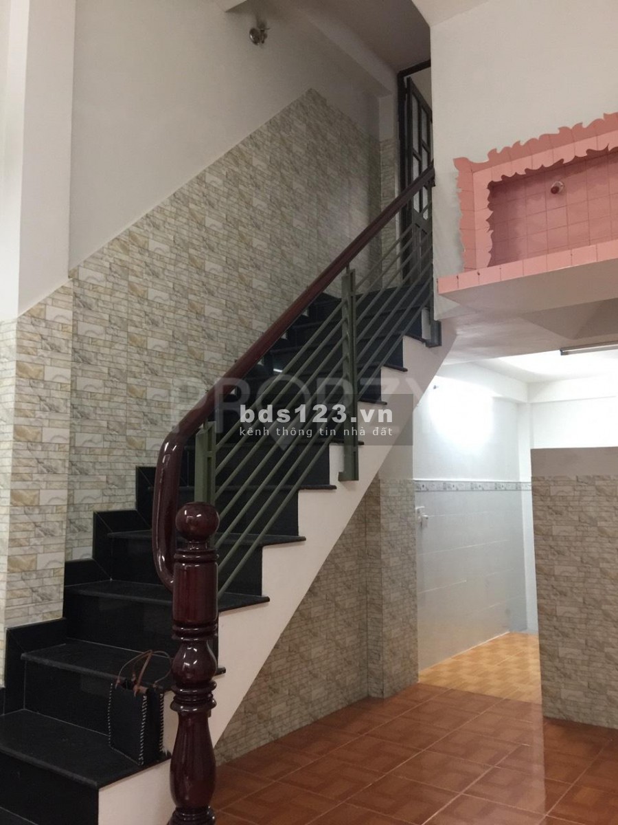 Bán nhà hẻm xe hơi Quận 7 vị trí đắc địa cách Lotte Mart Quận 7, 3 phút đi xe, giá 4.5 tỷ