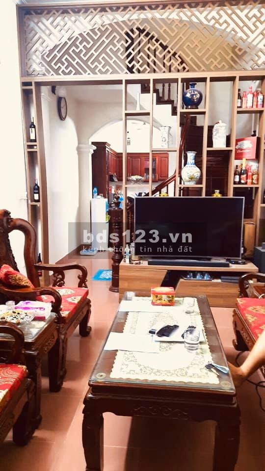 Bán nhà 5 tầng, ô tô cửa, đi bộ Quang Trung Quận Hà Đông, dt 50m2, giá 5,3 tỷ sổ đỏ