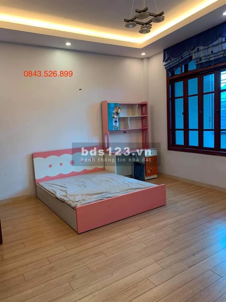 Bán nhà phố Minh Khai, 3 bước chân ra phố chính, ô tô - kinh doanh chỉ hơn 4 tỷ.