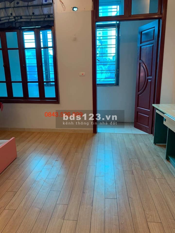 Bán nhà phố Minh Khai, 3 bước chân ra phố chính, ô tô - kinh doanh chỉ hơn 4 tỷ.