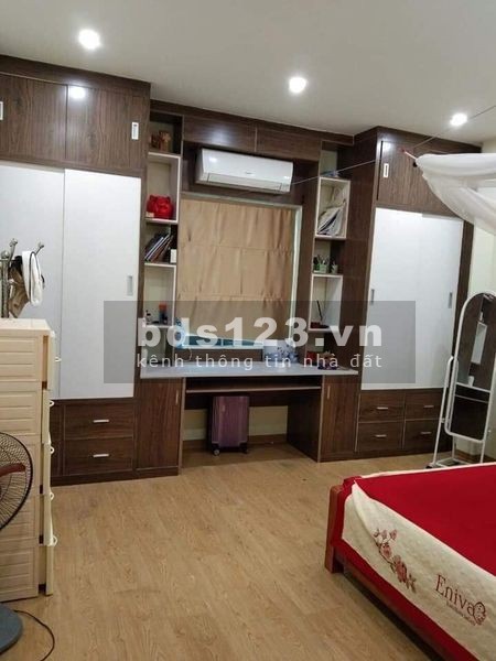 Nhà Hoàng Liệt, Bán đảo Linh Đàm, Hoàng Mai. Cách ô tô tránh 30m, bãi ô tô gần nhà. Giá 3.75 tỷ