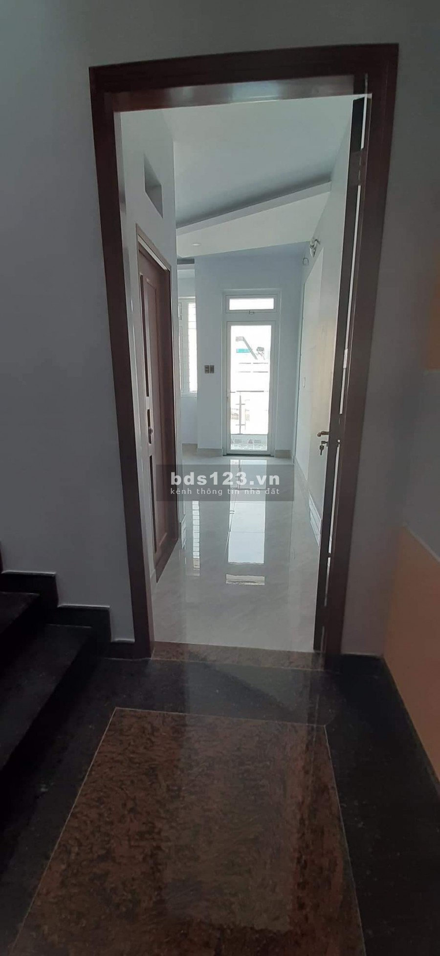 Bán nhà Huỳnh Tấn Phát, Quận 7, diện tích sử dụng 56m2, đúc 3 lầu giá bán 5.35 tỷ