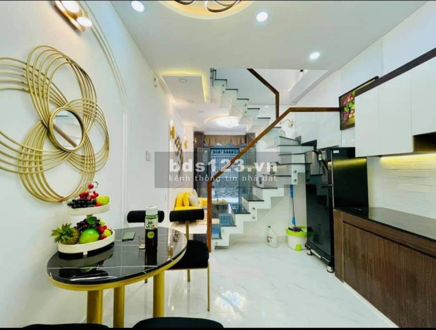Nhà riêng nguyên căn siêu xinh cho vợ chồng mới cưới, kiến trúc đẹp, giá tốt đủ giấy tờ