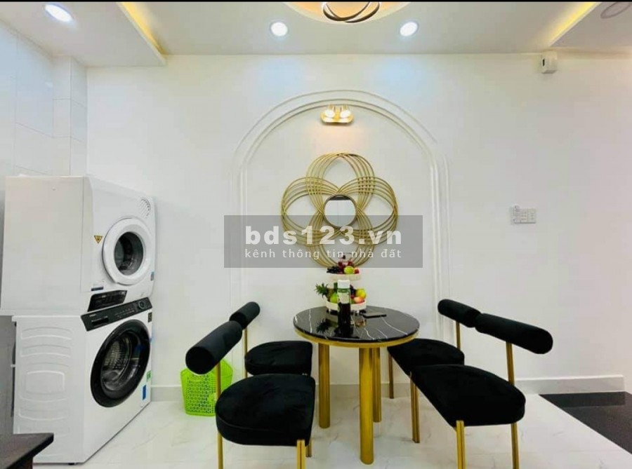 Nhà riêng nguyên căn siêu xinh cho vợ chồng mới cưới, kiến trúc đẹp, giá tốt đủ giấy tờ