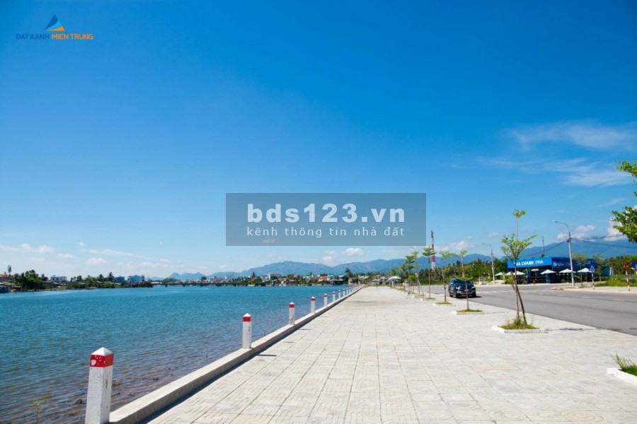 Cần tiền đáo hạn ngân hàng bán nhanh lô đất giá 9.7 triệu/m2, pháp lí đầy đủ, tiện ích xung quanh đủ