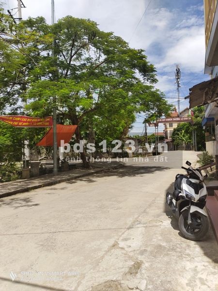 Bán nhanh đất Trâu Quỳ-Gia Lâm 2 mặt tiền kinh doanh thoải mái. LH 0983253436