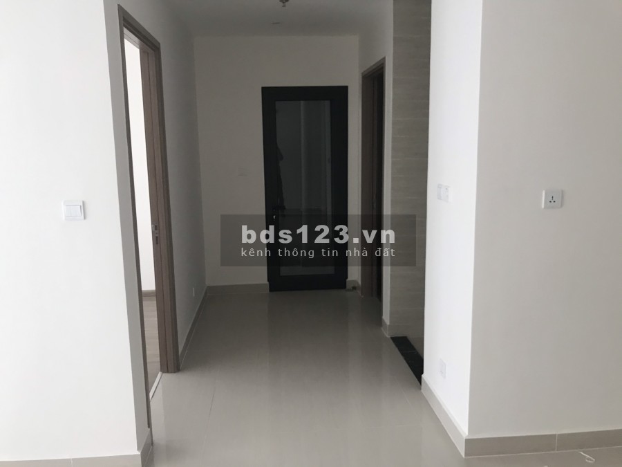 Bán cắt lỗ căn hộ 2 phòng ngủ tầng trung view thoáng giá chỉ 1.5 tỷ, tại Vinhomes Ocena Park