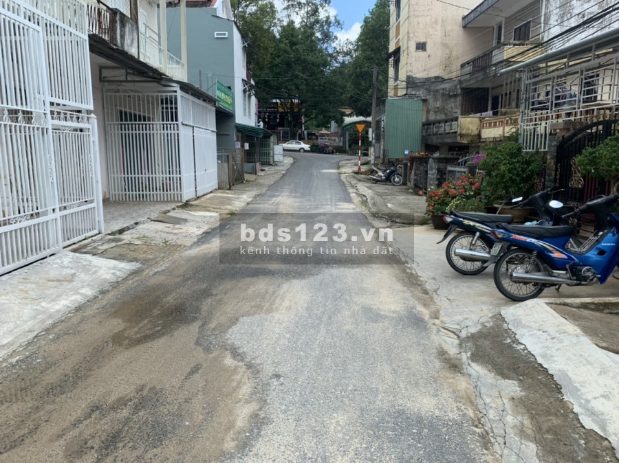 Cần bán lô đất biệt lập đường Phù Đổng Thiên Vương thành phố Đà Lạt giá chỉ
