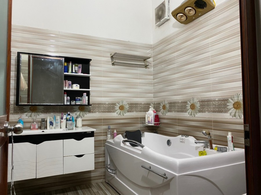 Hàng ngon giá tốt bán căn nhà tâm huyết ở lô 22 Lê Hồng Phong diện tích 60m2, lhcc