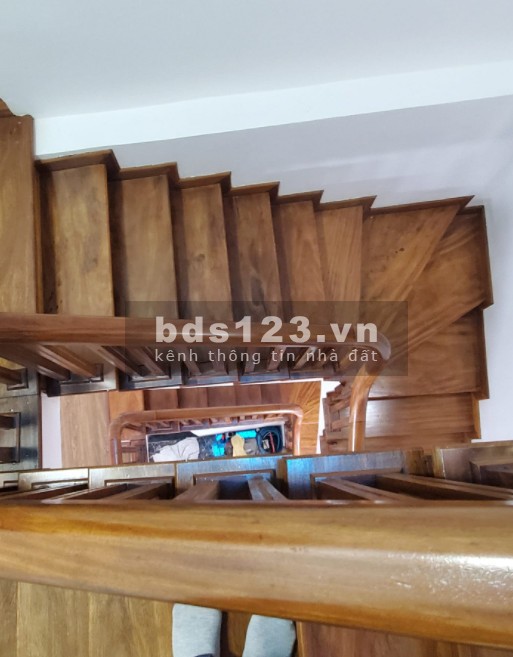Bán nhà Vân Canh ô tô tránh ba gác nội thất dt 35m52, 5 tầng 20m ra đường ô tô tránh, nhỉnh 2 tỷ
