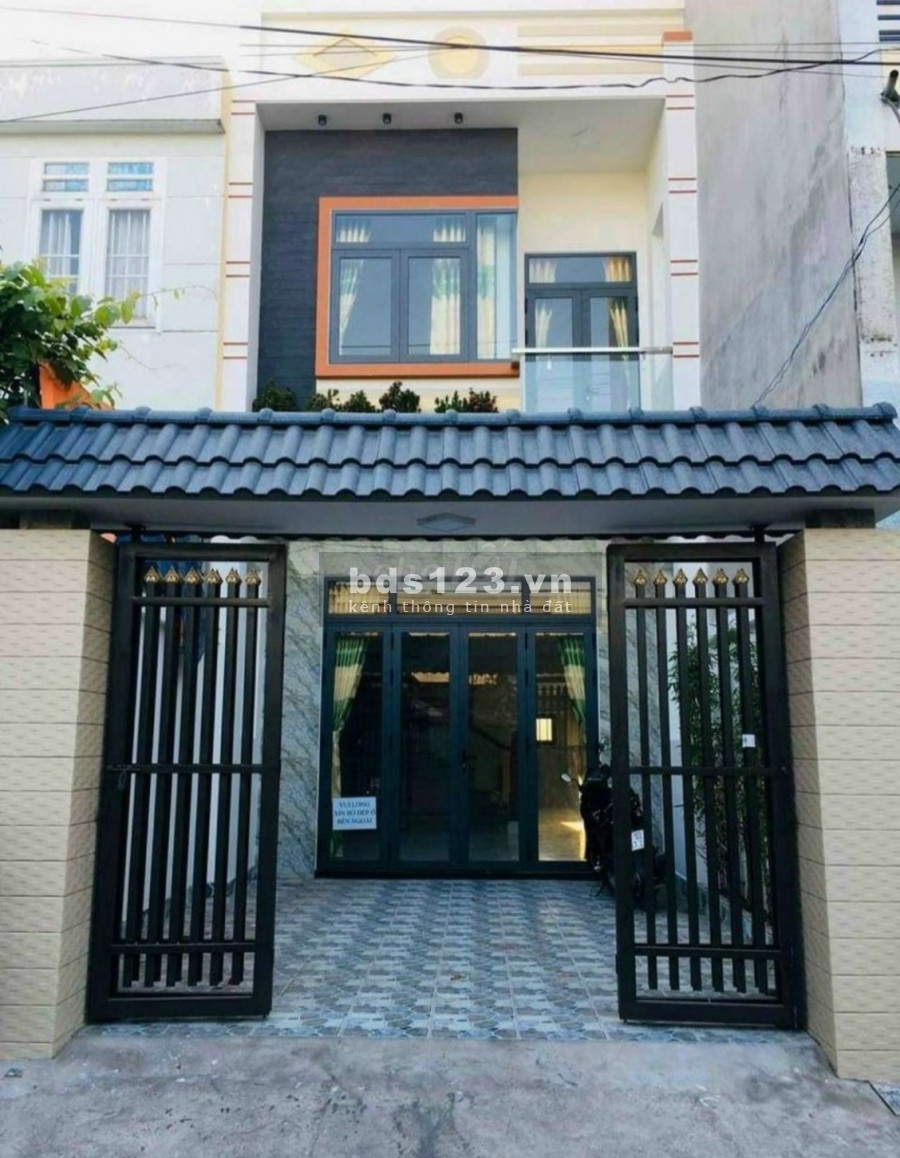 Nhà đẹp gần trung tâm giá tốt bán nhanh mùa dịch sổ hồng chính chủ, bàn giao ở ngay