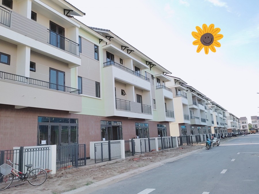 Bán shophouse căn góc siêu hiếm mặt đường 17,5m liên hệ xem nhà 0386643383